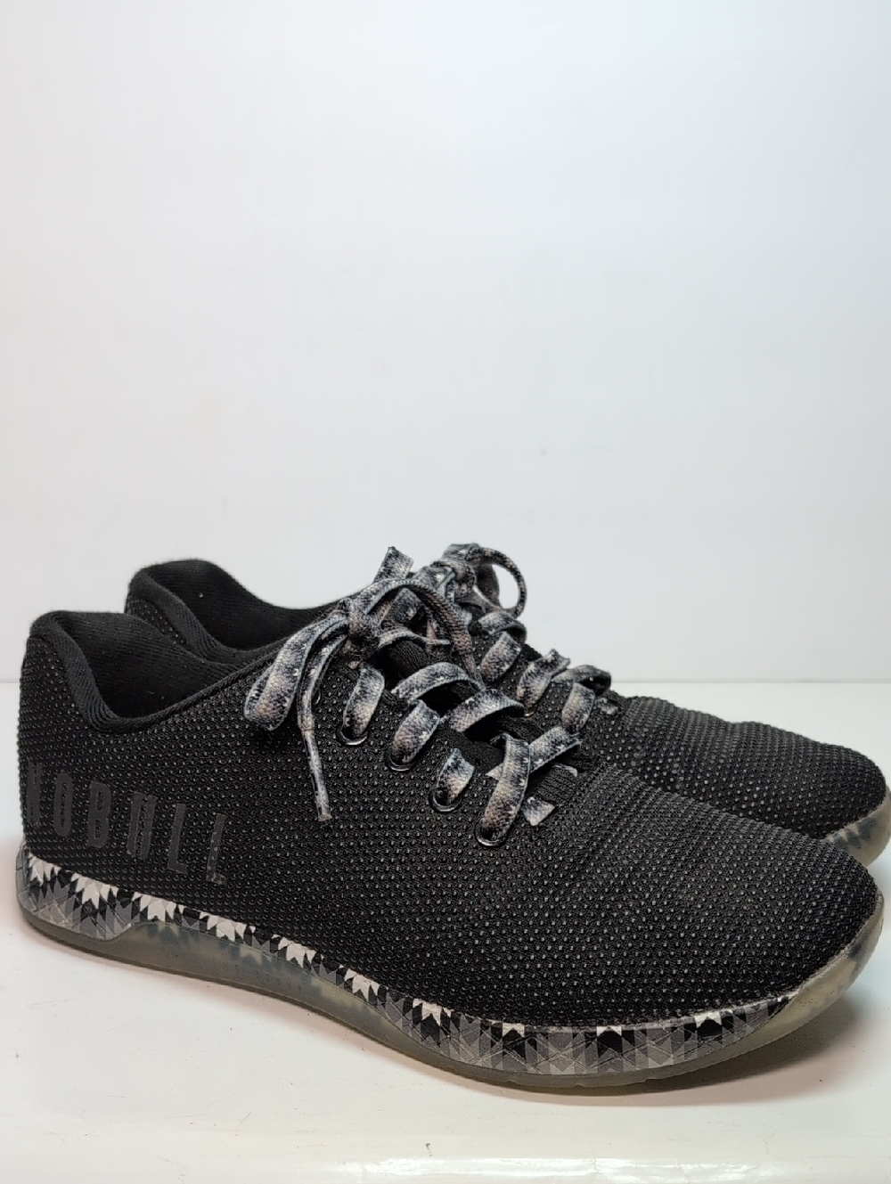 NOBULL Outwork Edge Training Sneakers  unisex woman sz 9 / mens 7.5   EU 40.5